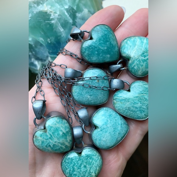 NWOT Amazonite heart necklace - Picture 2 of 2